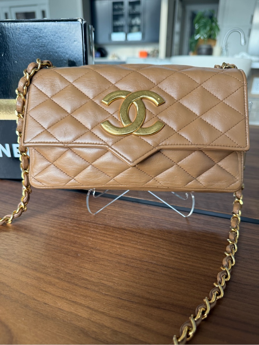 Vintage Chanel Caramel Lambskin Quilted Flap Bag Large CC Gold Hardware - Picture 2 of 9